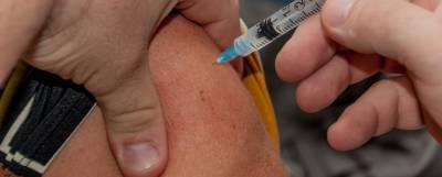 В России 40 млн человек получили хотя бы одну дозу вакцины от COVID-19 - runews24.ru - Россия