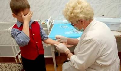 Врачи рекомендуют школьникам с хроническими заболеваниями сделать прививку от COVID - newizv.ru