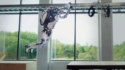 Boston Dynamics показала роботов, занимающихся паркуром (видео) - sharij.net - Boston
