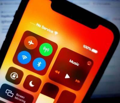 Крошечное обновление намертво лишает связи iPhone. Под угрозой десятки миллионов устройств - cnews.ru