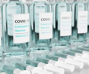 Вакцины становятся все менее эффективными в защите от коронавируса - goodnews.ua - Англия