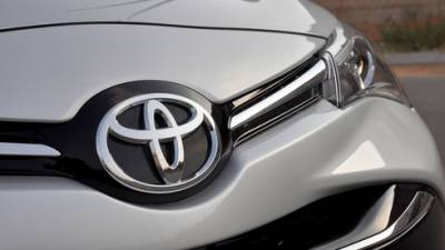 Концерн Toyota резко сокращает выпуск популярных моделей: что будет с ценами в Израиле - vesty.co.il - Япония - Израиль