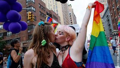 Американский бизнес предает интересы геев и лесбиянок - obzor.lt - Сша