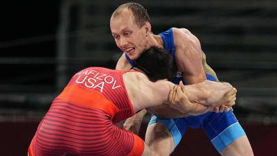 Российский борец Емелин взял бронзу на ОИ в категории до 60 кг - iz.ru - Израиль - Молдавия - Токио