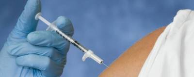 Польские ученые объяснили нежелание людей вакцинироваться против COVID-19 - runews24.ru