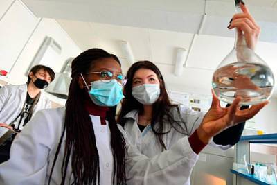 Иностранным студентам разрешат въезд в Россию - lenta.ru - Россия