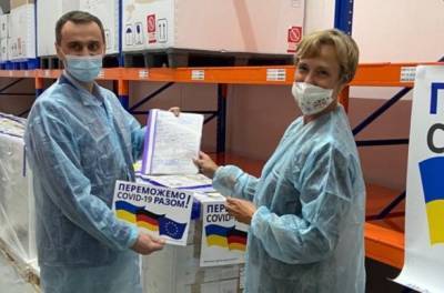 Ангела Меркель - Анка Фельдгузен - Германия передала Украине партию вакцины AstraZeneca - unn.com.ua - Украина - Германия - Киев