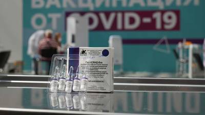Андрей Продеус - Врач объяснил рекомендацию вакцинироваться от COVID-19 до осени - iz.ru - Израиль