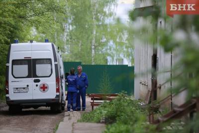 Виктор Бобыря - В Коми коронавирусом заразились еще 257 человек - bnkomi.ru - республика Коми