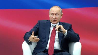 Владимир Путин - Путин отметил восстановление докризисного уровня экономики - tvc.ru - Россия