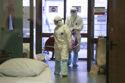 В Греции зафиксировали второй случай смерти вакцинированного от COVID-19 - runews24.ru - Греция
