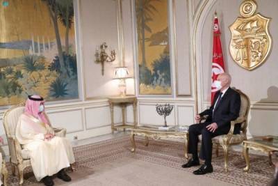 король Салман - Каис Саид - Каис Саид провёл переговоры с министром Саудовской Аравии по делам Африки - eadaily.com - Саудовская Аравия - Тунис - Тунисская Республика