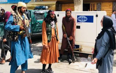 Фото стильного боевика "Талибана" стало вирусным - korrespondent.net - Украина - Кабул