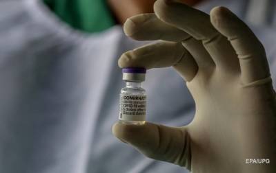 США впервые окончательно одобрили вакцину от коронавируса - korrespondent.net - Украина - Сша - Германия