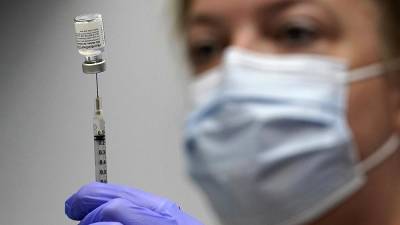Джон Байден - ЕС и США настаивают на бустерной вакцинации - ru.euronews.com - Россия - Франция - Украина - Сша - Германия - Евросоюз - Австрия - Израиль - Эмираты - Венгрия - Хорватия - Афганистан
