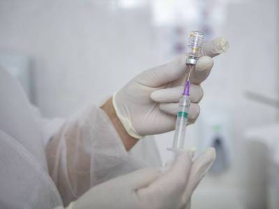 За сутки в Украине сделали более 70 тыс. прививок, первую дозу получили уже более 5 млн человек - gordonua.com - Украина