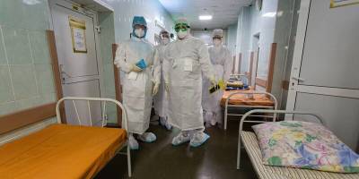 Еще девять новосибирцев с коронавирусом умерли за минувший день - runews24.ru - Новосибирская обл.