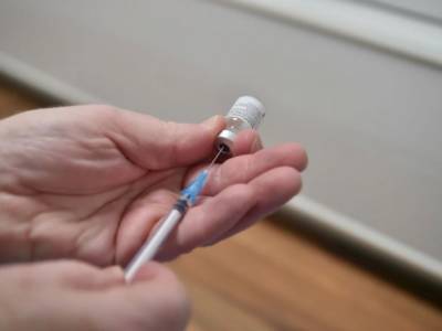 В Израиле началась бустерная вакцинация лиц старше 30 лет - unn.com.ua - Украина - Киев - Израиль