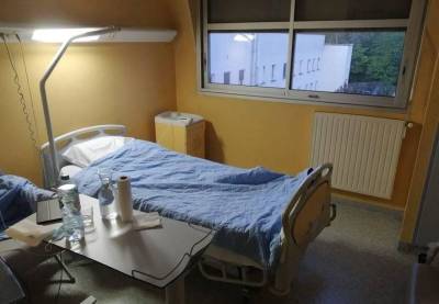 Рост новых случаев COVID-19 стабилизировался, но госпитализаций и смертей все больше - obzor.lt - Литва