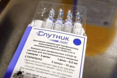 В ДНР начали вакцинацию людей старше 60 лет вакциной «Спутник Лайт» - eadaily.com - Днр