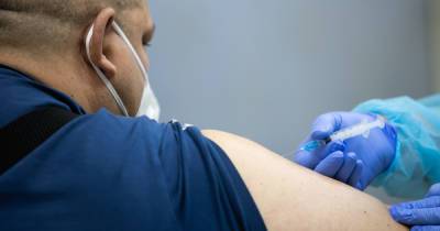 Миерланди Торрес - В Колумбии мужчина сделал семь прививок от ковида - klops.ru - Колумбия - Кали