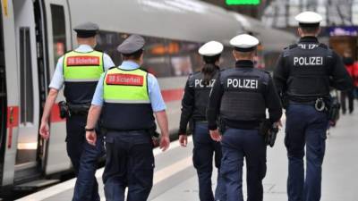 Ангела Меркель - Фридрих Мерц - Полиция против проверок правила «3G» в поездах - germania.one - Германия