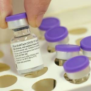 Штаты выделят Южной Африке 2,2 млн доз вакцины Pfizer - reporter-ua.com - Сша - Юар