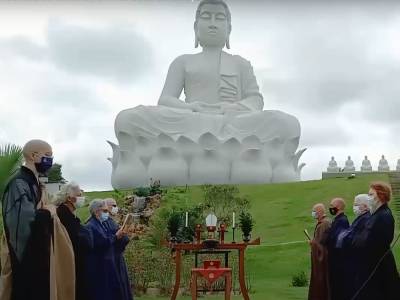 В Бразилии открыли самую большую статую Будды, она выше монумента Христа в Рио. Видео - gordonua.com - Украина - Бразилия - Рио-Де-Жанейро