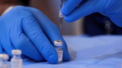 Украина получила от США 188 тысяч доз вакцины от коронавируса Pfizer - russian.rt.com - Украина - Сша