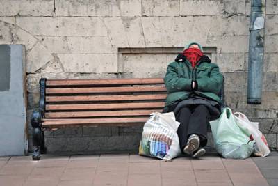 Олег Леонов - Куратор «Лизы Алерт» призвал власти привить бездомных от COVID-19 - lenta.ru - Москва