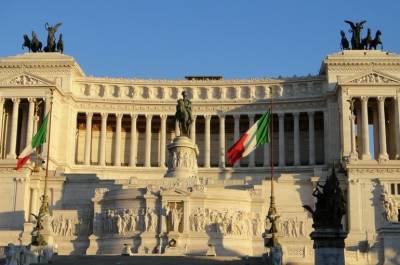 Марио Драги - Правительство Италии дважды получило вотумы доверия в палате депутатов парламента - pnp.ru - Италия