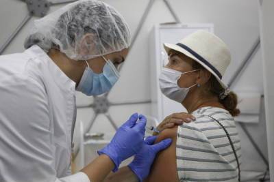 В Петербурге осталось около 175 тысяч доз вакцин от коронавируса - spb.mk.ru - Санкт-Петербург