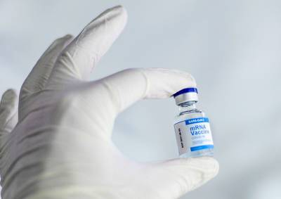 Moderna и Pfizer подняли цены на свои вакцины от коронавируса - vinegret.cz - Чехия