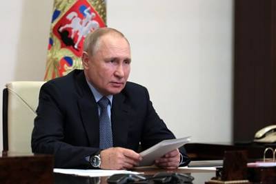 Владимир Путин - Путин рассказал об уровне антител после вакцинации - lenta.ru - Россия