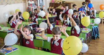 Ожидания школьников, заботы родителей, сомнения учителей: каким будет 1 сентября в Армении - ru.armeniasputnik.am - Армения
