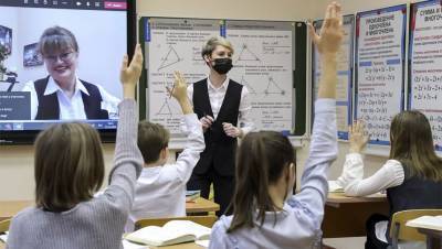 Предвыборные выплаты учителям, самое жаркое лето, арест на 7 млрд: Петербург 30 августа - dp.ru - Санкт-Петербург