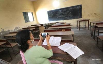 Индия - В Индии закрывают школы из-за вспышки неизвестной лихорадки - korrespondent.net - Украина - India - штат Уттар-Прадеш