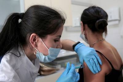 План вакцинации от коронавируса на Ставрополье выполнен на 50% - etokavkaz.ru - Ставрополье край