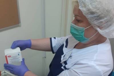 В Астрахани вакцинировались от короновируса 44% взрослого населения - ast.mk.ru - Астрахань - Астраханская обл.