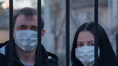 Михаил Мишустин - Медицинские маски для больниц попросили качественнее проверять - inforeactor.ru