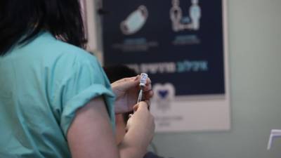 Медсестра из отделения коронавируса: привитые сейчас болеют иначе - vesty.co.il - Израиль