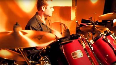 Группа The Offspring уволила барабанщика из-за отказа привиться от COVID-19 - inforeactor.ru - Сша