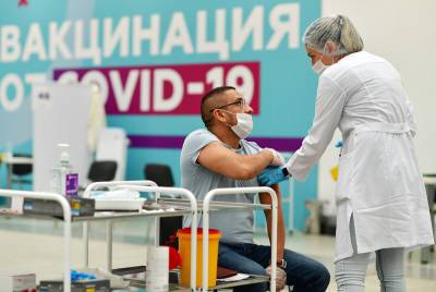 Роспотребнадзор призвал делать ревакцинацию дважды в год - tvc.ru