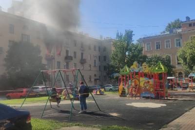 Автор вирусного ролика с невозмутимыми детьми на фоне пожара раскрыл его секрет - spb.mk.ru