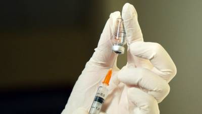 Си Цзиньпин - Китай в 2021 году поставит странам мира 2 млрд доз вакцин от COVID-19 - russian.rt.com - Китай