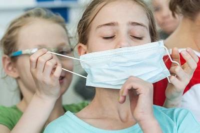 Дети 7-14 лет чаще заболевают коронавирусом и тяжелее его переносят — врачи ККИБ в Чите - chita.ru - Чита