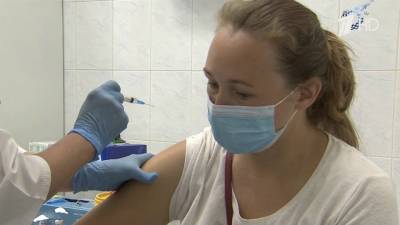 Вакцинация от коронавируса в России идет активными темпами - 1tv.ru - Россия - Тюмень