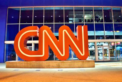 Джефф Цукер - Трех сотрудников CNN уволили за появление в офисе без прививки - news.israelinfo.co.il - Израиль