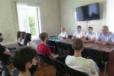 Пензенские студенты станут волонтерами в медучреждениях города - mk.ru - Пенза - Пензенская обл.