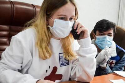 Волонтеры-медики консультируют тамбовчан о вакцинации - tambov.mk.ru